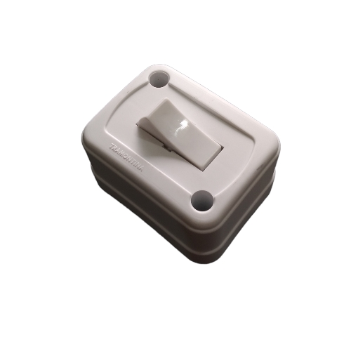 INTERRUPTOR EXTERNO 10A 250V BLANCO TRAMONTINA